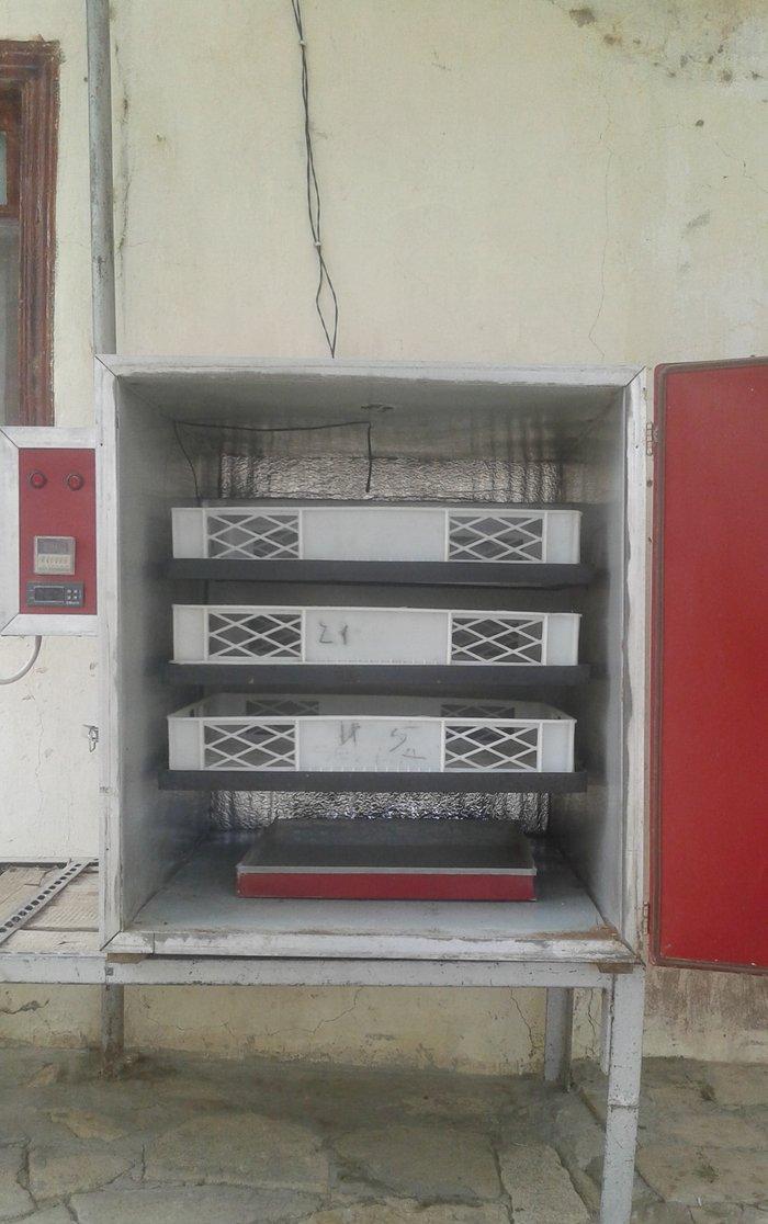 450 yumurtaliq avtomatik inkubator. 2 defe istifade olunub ela cixiw