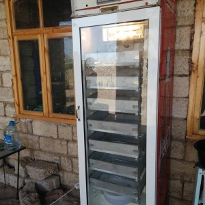 Her ölçüde İnkubator sifarisi qebul olunur. İnkubatorlar vitrin xalade