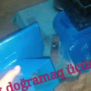 Yem üyüdən

ukrayna istehsalı
saatda 450 kq yem üyüdür
+ ot çekir
+ me