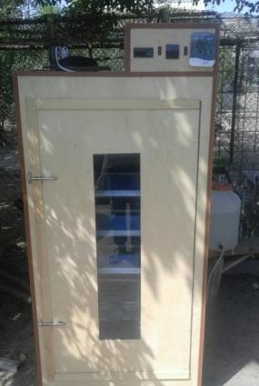 her olcude inqibatorlar yiqilir ve temir olunur ucuz qiymete