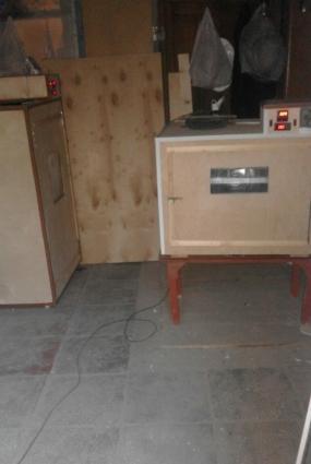 her olcude inqibatorlar yiqilir ve temir olunur ucuz qiymete