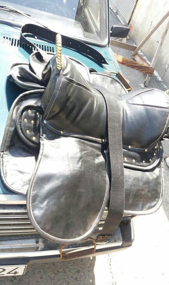 At yəhəri - atlar üçün dəri yəhərlər.Qiymət 119 azn.dən başlayır 600 a