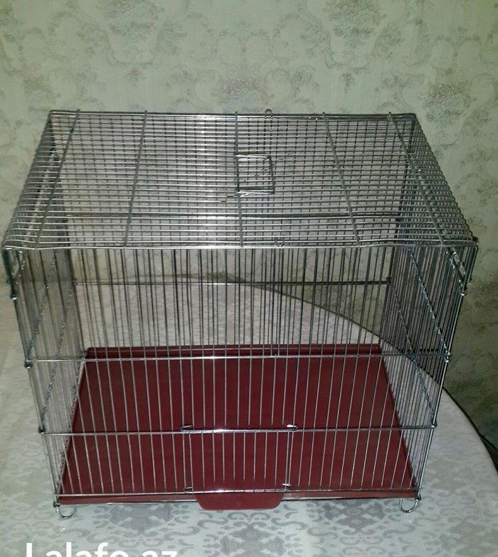 Teze iri qefes satilir. ON terefden ve Yan terefden Qapisi acilir. Olc
