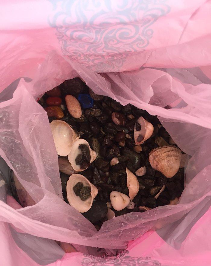 Akvarium ucun qara dash deniz rakushkasiynan 4-5 kilo olar 7 azn