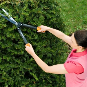 Fiskars Powergear Çit Kesme Makası S