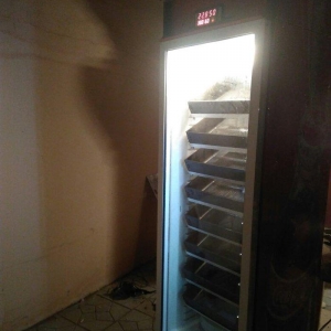 1000 yumurta tutumlu Tam avtomatik inkubator. Nemislik istilik yumurta