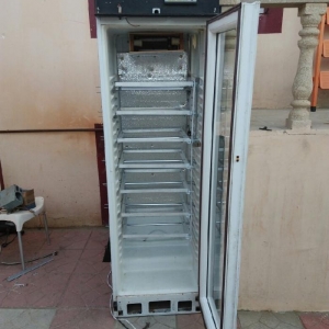 inkubatorlarin yığılması ve temiri.  inkubator tam avtomatik rejimde m