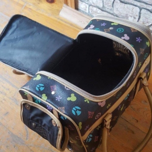 it piwik ucun sumka iki terefinde setka gozu var hava almag