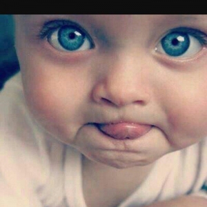 Daye isi axtariram oz evimde ve ya evede gederem ancaq usaga baxdgm sa