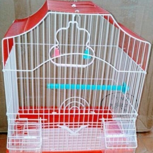 Teze iri qefes satilir. Su qabisi yem qabisi cubuqlari ve aksesuari us