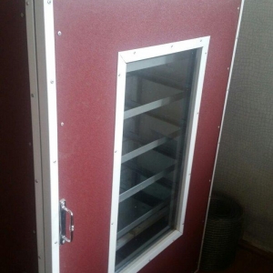 инкубатор расчитан для выв�