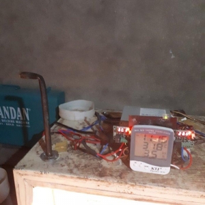 elde yigilma inkubatur 180 yumurta tutumlu avtamotik deyil qapisi acil