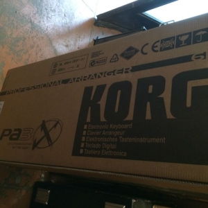 Satis Korg PA4X Oriental 76 76-Key Professional Arranger